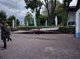 Ruderboot vor der Ruderhalle